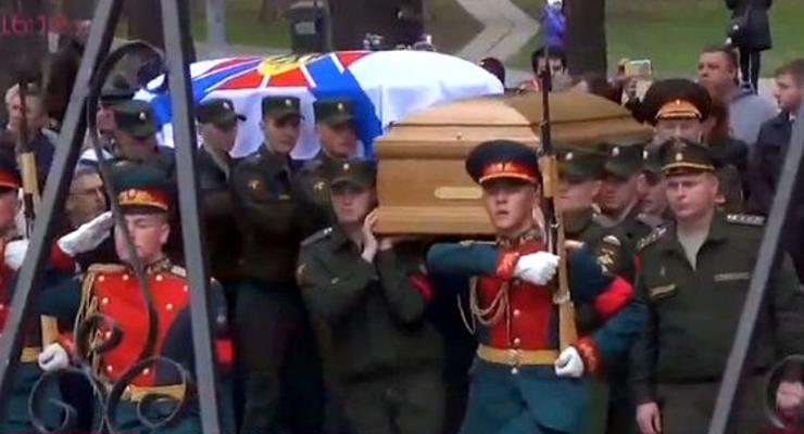 В Москве с помпой перезахоронили дядю императора Николая II