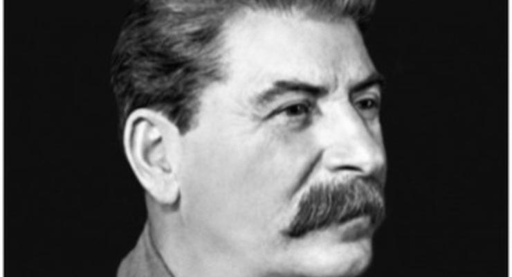Зюганов попросил Минкульт РФ создать музей Сталина - СМИ
