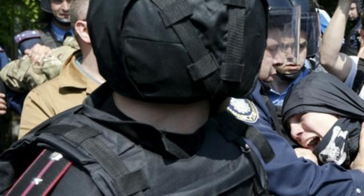 В Киеве милиция предотвратила столкновения между анархистами и неизвестными радикалами