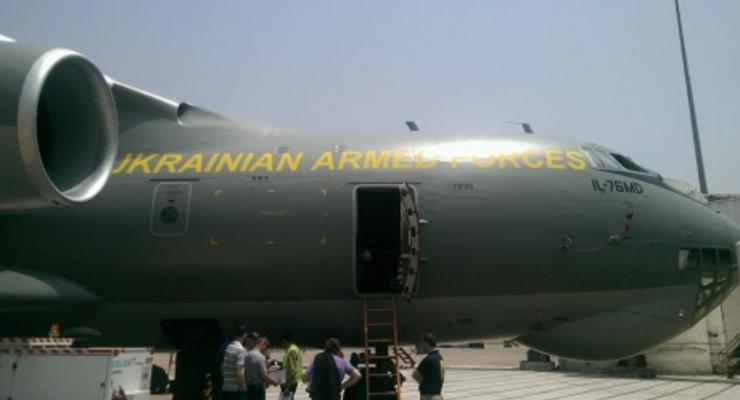 За украинцами в Непал пошлют чартерный самолет
