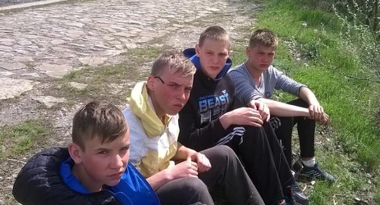 Боевики платят подросткам за разминирование по 300 грн - СМИ