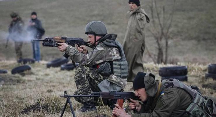 Под Широкино уже 12 часов продолжается бой - батальон Донбасс