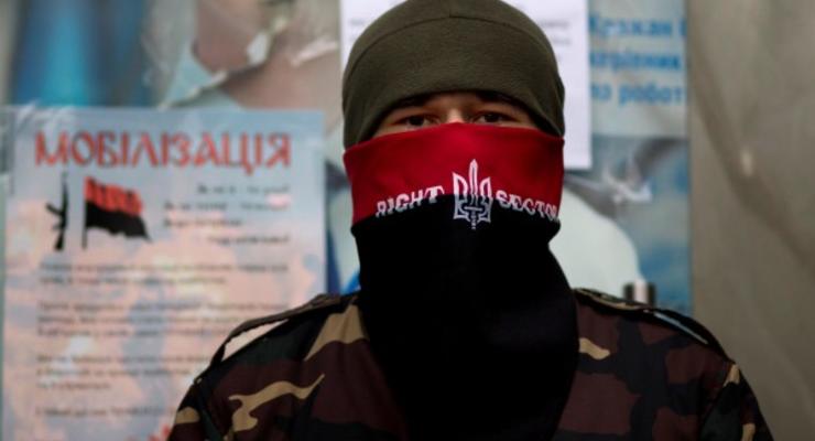 Правый сектор опроверг свою причастность к расстрелу милиционеров в Киеве