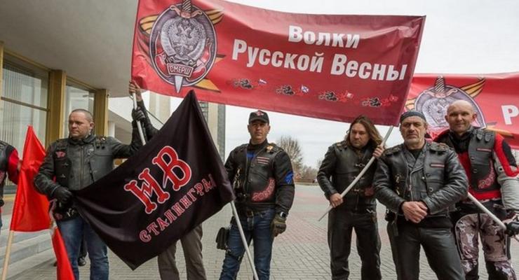 Суд Берлина разрешил путинским байкерам проезд по Германии - СМИ
