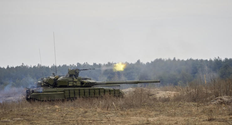 Беспилотник ОБСЕ зафиксировал 30 танков боевиков на линии соприкосновения