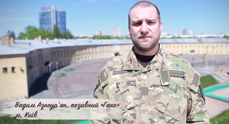 Порошенко поздравил украинцев с Днем матери, солдаты прочли стихи