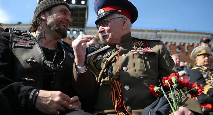 Кох о параде в Москве: Если это не глумление над памятью павших, то что такое глумление?