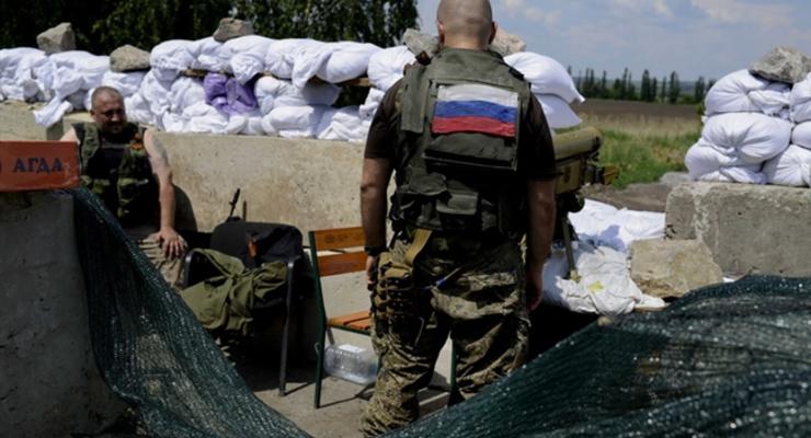На Донбассе находятся девять тысяч российских военных - Федичев