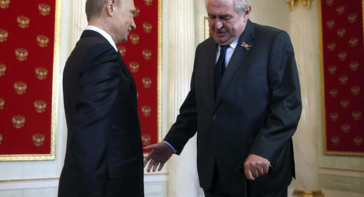 Президент Чехии: Путин заверил, что угрозы вторжения на восток Украины нет