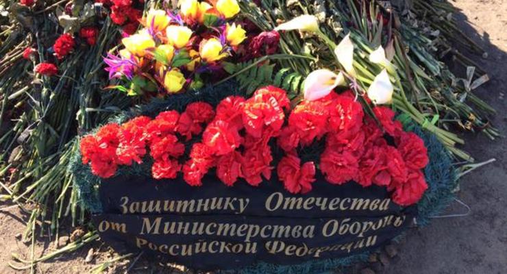 Российские блогеры нашли могилы спецназовцев, погибших в Украине