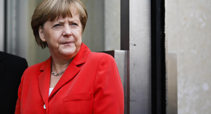 Меркель заявила, что ЕС не отменит визы для Украины и Грузии в 2015 году