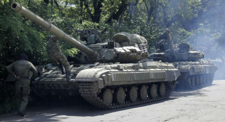 В Донецке зафиксировано не менее 120 единиц бронетехники - ИС