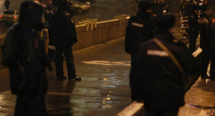 СМИ: Следствие по делу Немцова начало поиск двоих неизвестных свидетелей