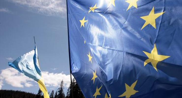 ЕС рассмативает усиление помощи Украине в сфере безопасности