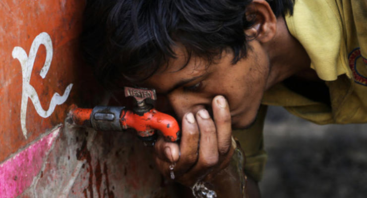 Число жертв аномальной жары в Индии превысило две тысячи человек