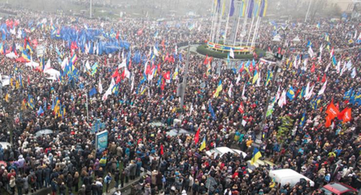 "Небесная сотня", "Киев хунта сити" и "Хроники недореволюции". Евромайдан в украинской литературе