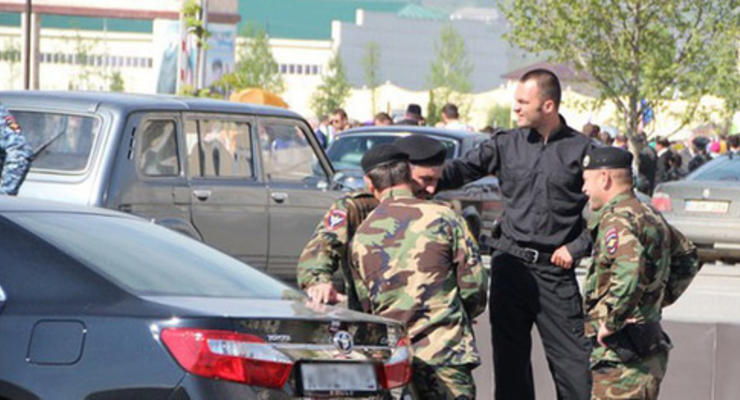 Жители Чечни вступили в конфликт с силовиками, избившими девушек в хиджабах