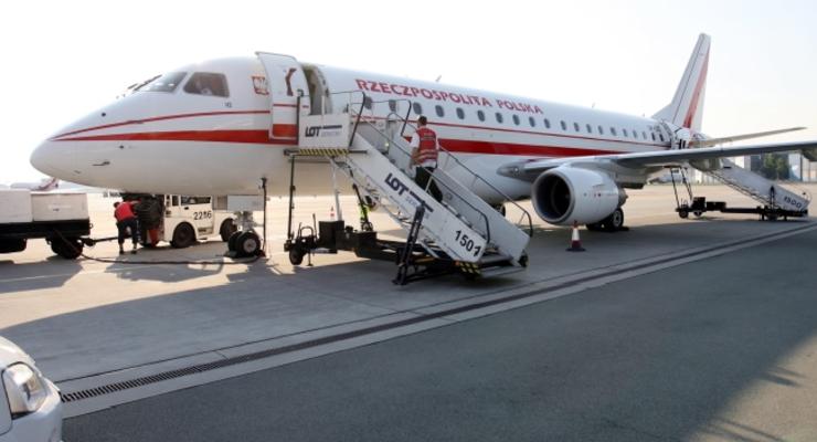 СМИ: Самолет со спикером Сейма Польши сломался на взлете