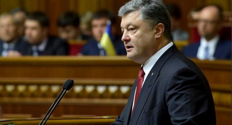 Порошенко заявил, что за год Украина не сможет вернуть Крым