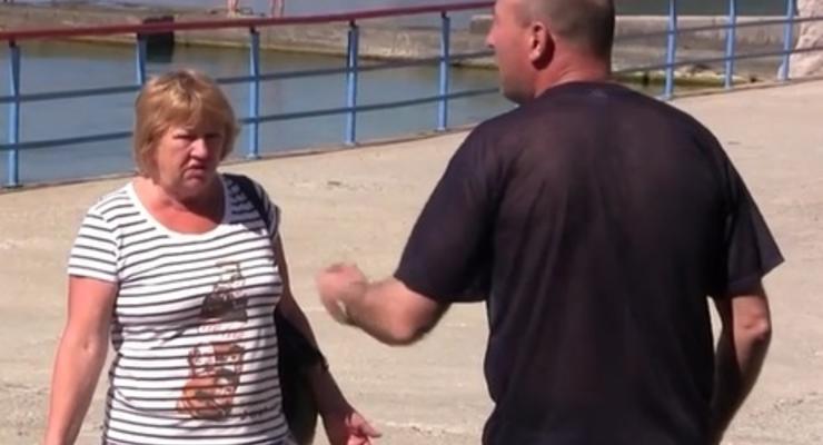 Российскую туристку, рассказавшую о плохом сервисе в Крыму, обвинили в работе на "бандеровцев"