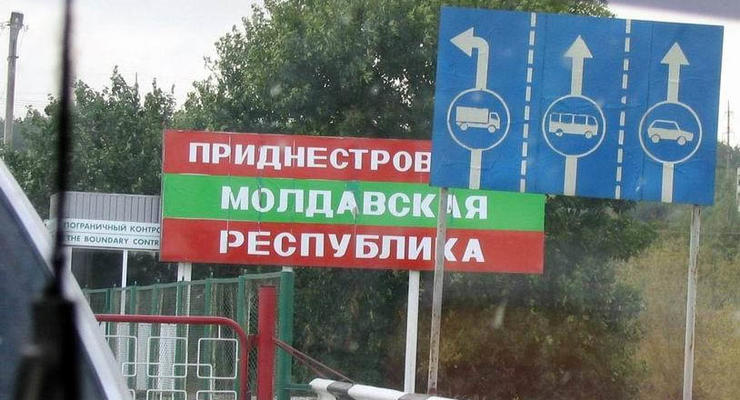 Порошенко одобрил запрет транзита военных России в Приднестровье