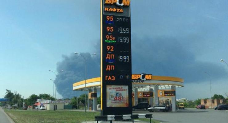 Пожар на нефтебазе под Киевом: Как не отравиться токсинами - советы ГСЧС