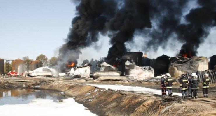 Жертвами пожара на нефтебазе под Киевом стали пять человек - СНБО