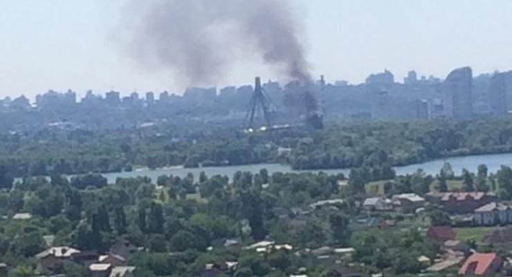 В Киеве горел парк Дружбы народов и Труханов остров