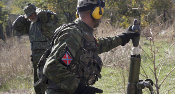 Пресс-центр АТО: За ночь боевики около 40 раз обстреляли украинские позиции