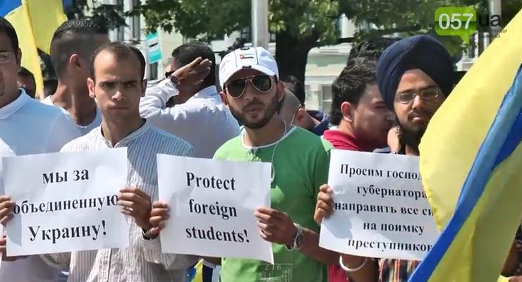 Студенты-иностранцы в Харькове требуют защиты от побоищ