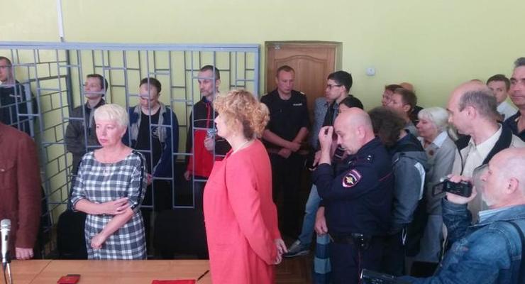 В России судили водрузивших флаг Германии на здание ФСБ в Калининграде