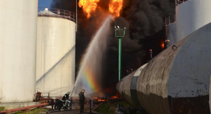Ущерб пожара на нефтебазе под Киевом оценили в 230 млн грн