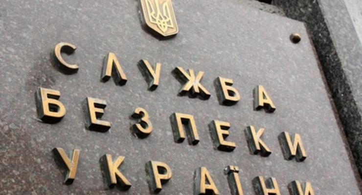 Порошенко уволил троих заместителей главы СБУ и начальника Главного следственного управления
