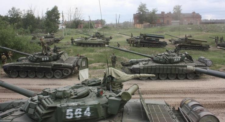 ИС: Под Макеевку боевики стягивают танки Южного военного округа РФ