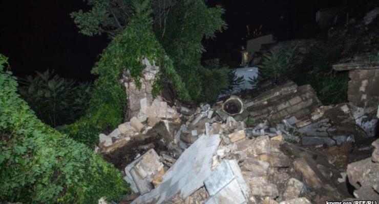 В Керчи частично обрушилась Митридатская лестница