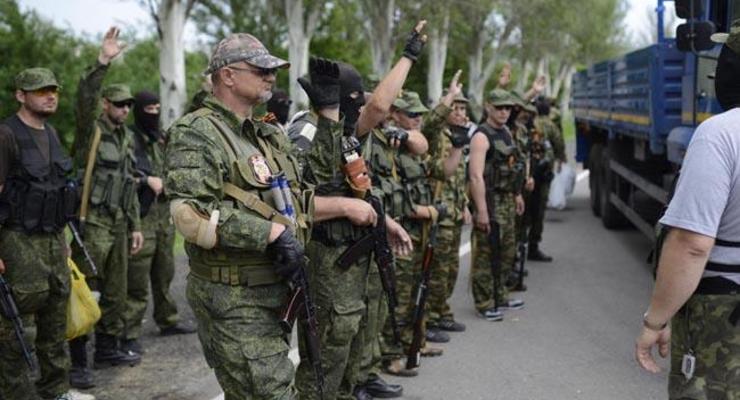 Боевики усиливают бронетехникой позиции в районе Донецка - ИС