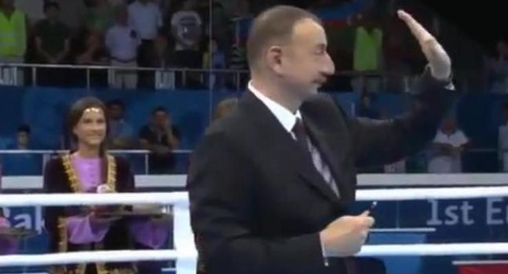 Президент Азербайджана не дал освистать боксера из Украины