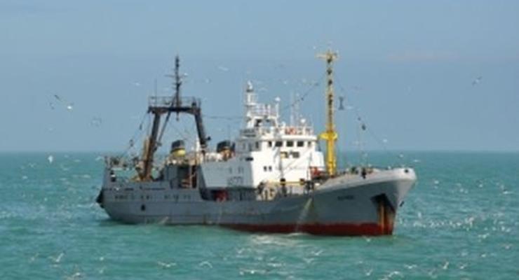 Украинское судно арестовали за заход в порты Керчи и Севастополя