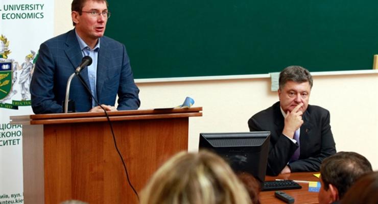 Ночью Луценко проведет разговор с Порошенко о будущем коалиции