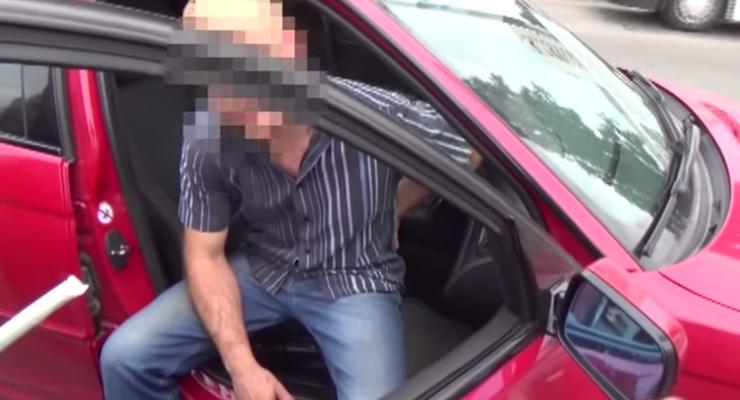 В Одессе со стрельбой задержали двух милиционеров