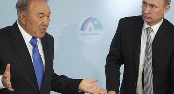 Путин по телефону обсудил с Назарбаевым дальнейшее развитие евразийской интеграции