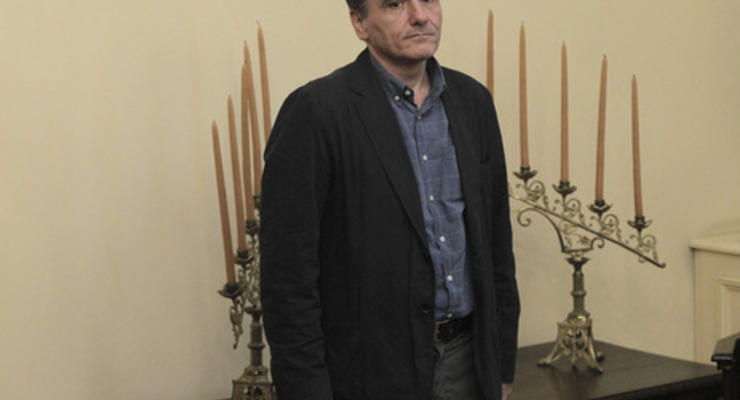 Новым министром финансов Греции станет заместитель главы МИД Цакалотос