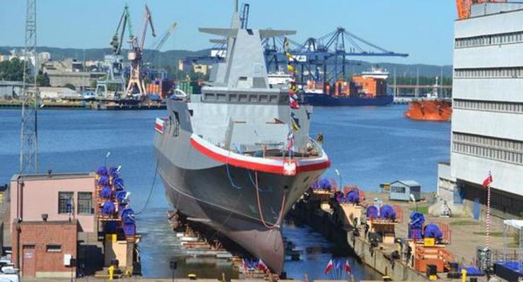Впервые за 21 год Польша спустила на воду новый боевой корабль