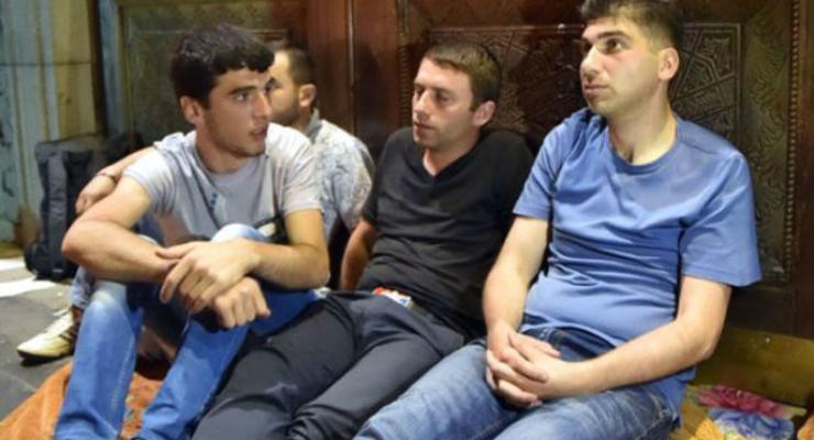В Ереване полиция пытается запугать голодающих демонстрантов