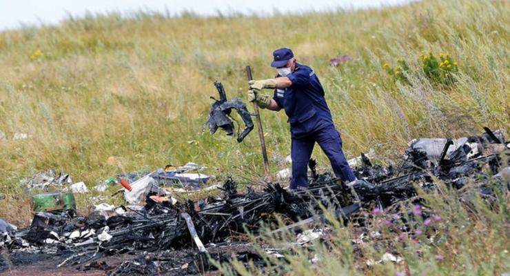 Бук, из которого могли сбить Боинг рейса МН17, прибыл из РФ - СМИ