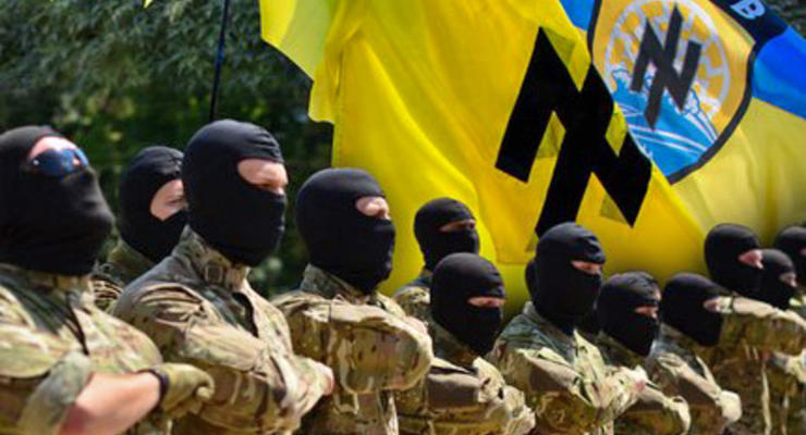 МВД: Некоторые бойцы Правого сектора перейдут в Азов