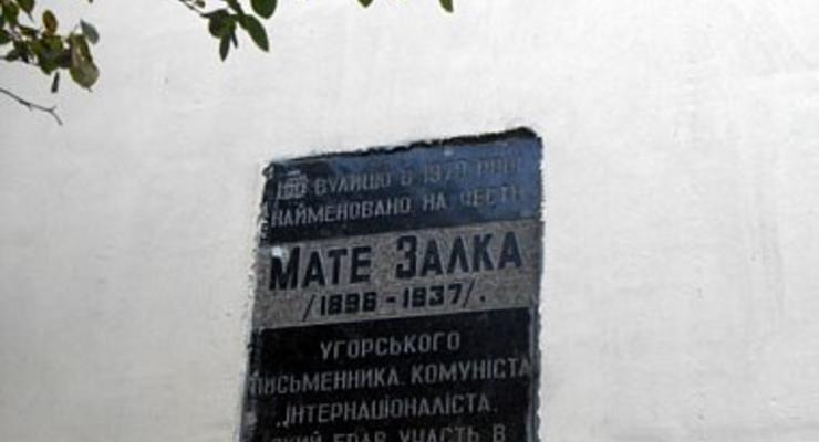 Ленинградскую площадь предлагают переименовать в Дарницкую
