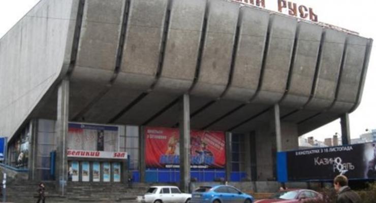 В Киеве хотят четыре кинотеатра сдать в аренду, и еще два продать