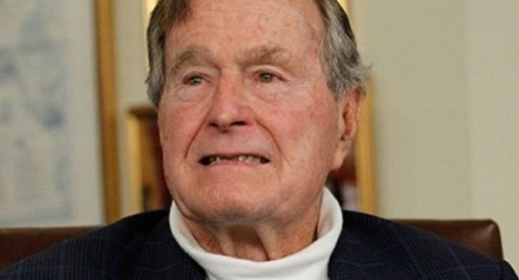 Буш-старший госпитализирован с переломом шейного позвонка