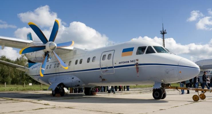 РФ прекратит сборку Ан-140 "из-за нехватки запчастей из Украины"